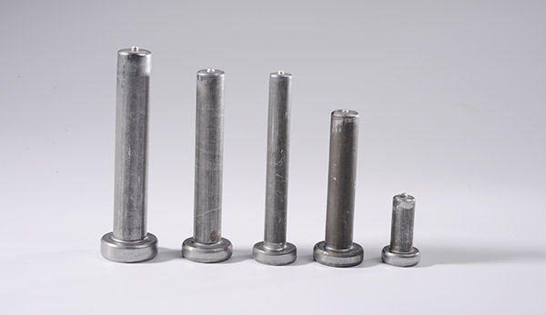 焊釘焊前檢查應(yīng)該怎么操作？